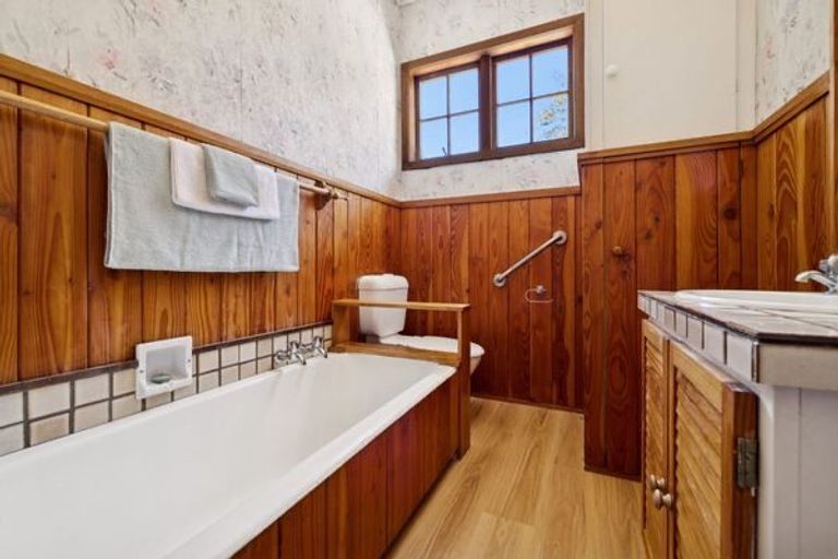 Photo of property in 3 Marine Terrace, Bayswater, Auckland, 0622