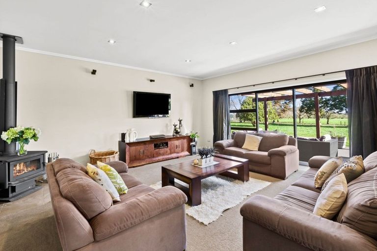 Photo of property in 177 Puniho Road, Warea, New Plymouth, 4381