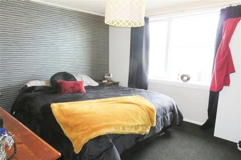 Photo of property in 12 Ingram Place, Mataura, 9712