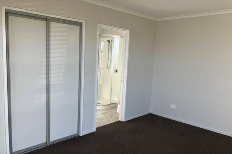 Photo of property in 120 Broadway Parade, Rolleston, 7615
