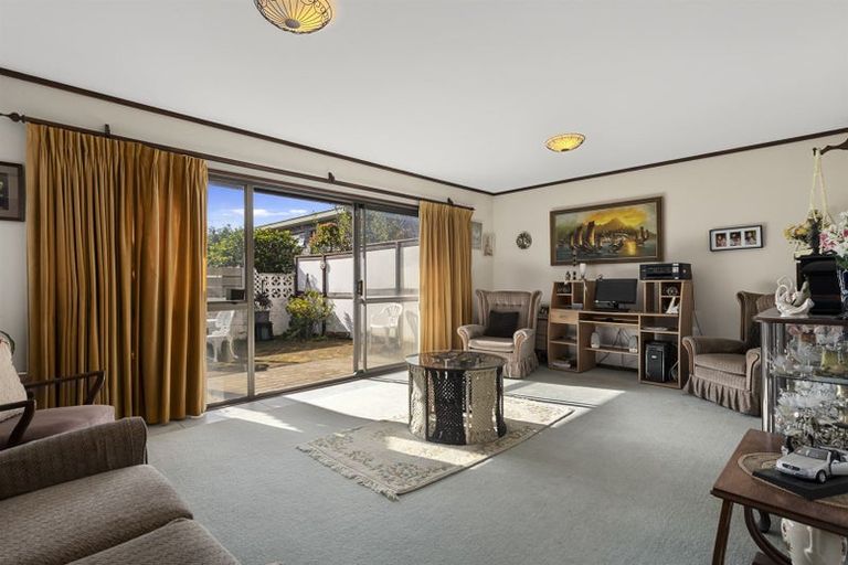 Photo of property in 165a Ngatai Road, Otumoetai, Tauranga, 3110