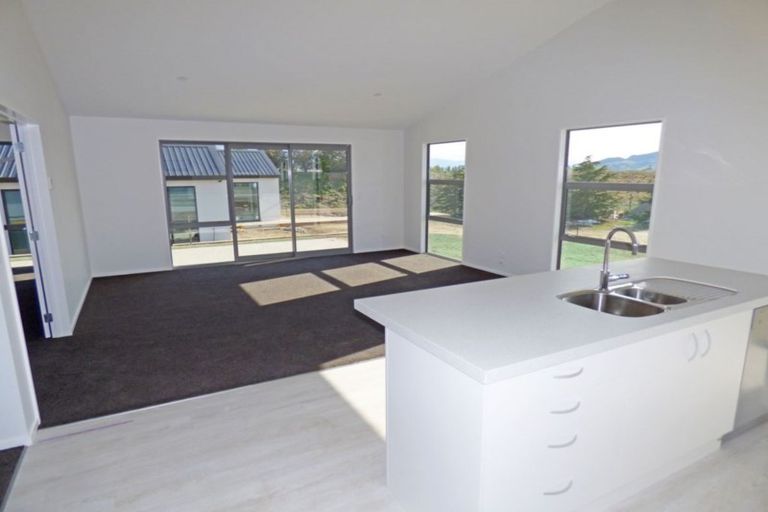 Photo of property in 7 Arion Court, Mount Pisa, Cromwell, 9383