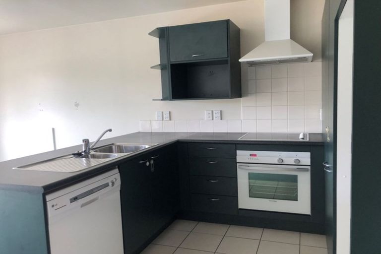Photo of property in Casa Bella, 18/427 Albany Highway, Albany, Auckland, 0632