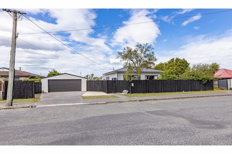 Photo of property in 20 Brixton Street, Islington, Christchurch, 8042