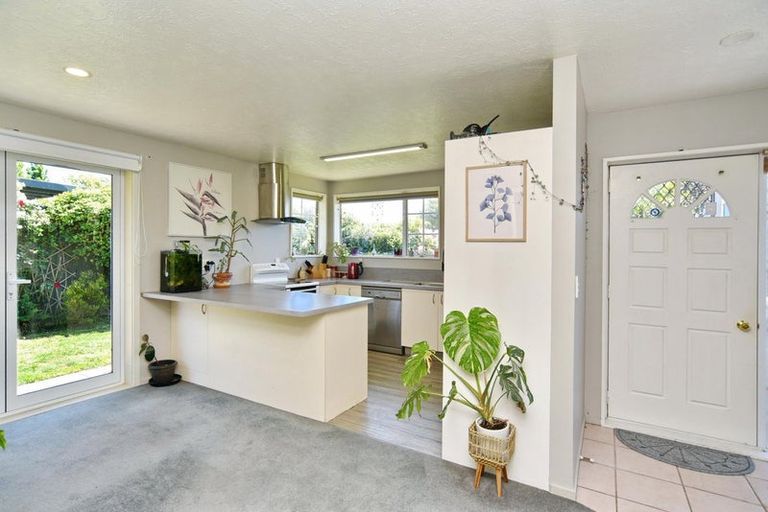 Photo of property in 125 Sawyers Arms Road, Northcote, Christchurch, 8052