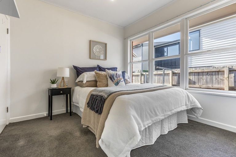 Photo of property in 2/39 Tawhiri Road, One Tree Hill, Auckland, 1061