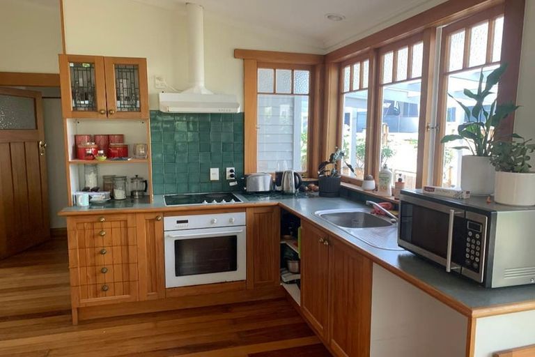 Photo of property in 8 Manning Street, Hamilton Central, Hamilton, 3204