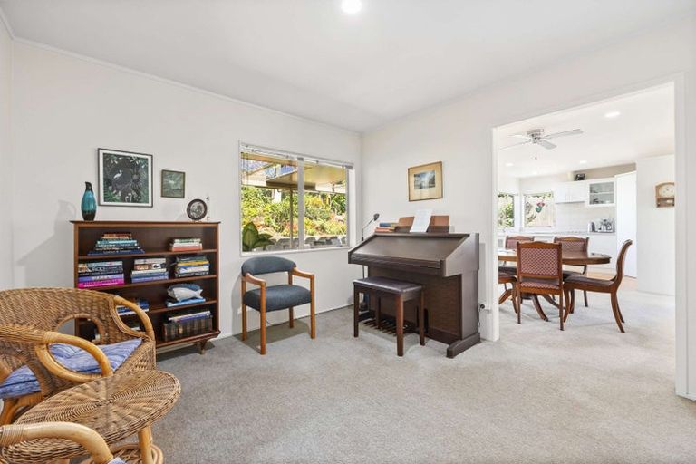 Photo of property in 4 Spinnaker Point, Manly, Whangaparaoa, 0930