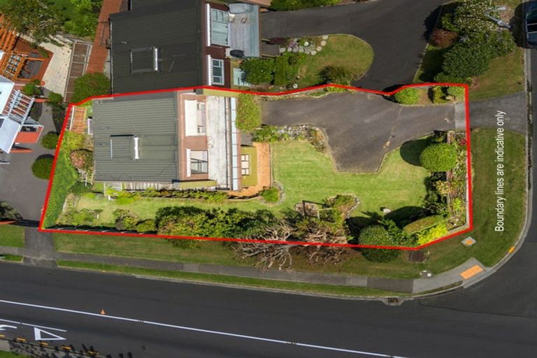 Photo of property in 4 Evelyn Road, Cockle Bay, Auckland, 2014