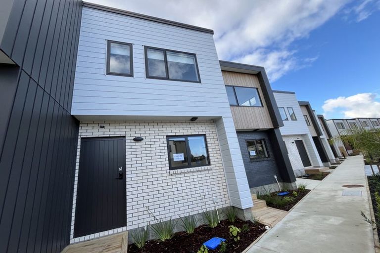 Photo of property in 61 Paetai Lane, Te Atatu Peninsula, 0610