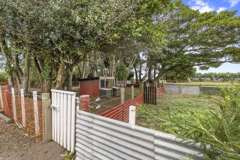 Photo of property in 1277 South Road, Manaia, Hawera, 4678