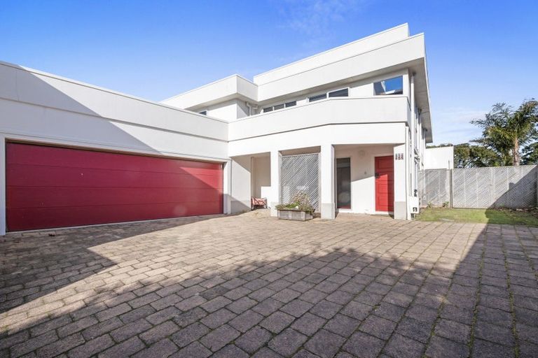 Photo of property in 138 Oceanbeach Road, Mount Maunganui, 3116