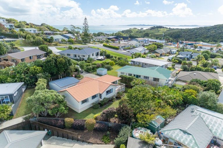 Photo of property in 12 Cable Bay Block Road, Cable Bay, 0420