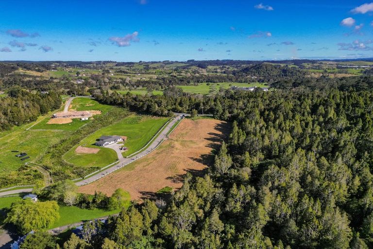 Photo of property in 5 Waymau Lane, Coatesville, 0792