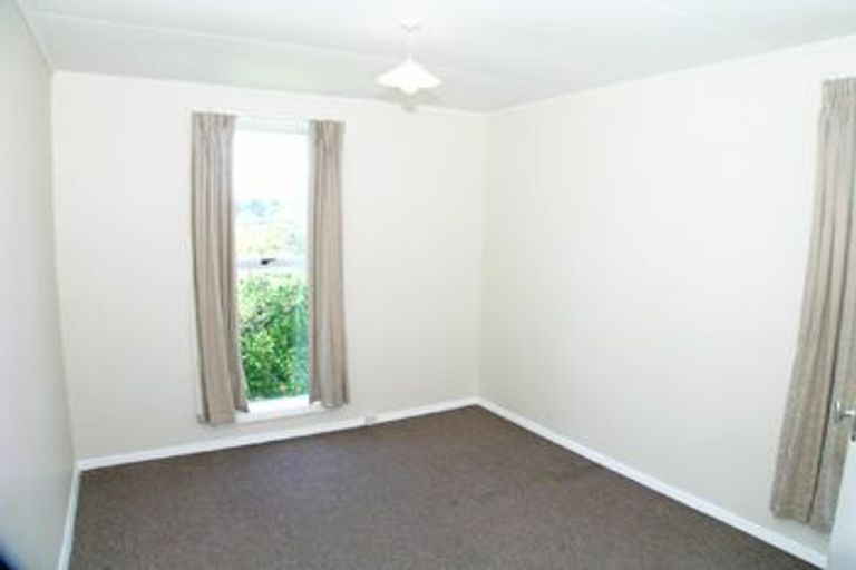 Photo of property in 18 Excellency Terrace, Ascot Park, Porirua, 5024