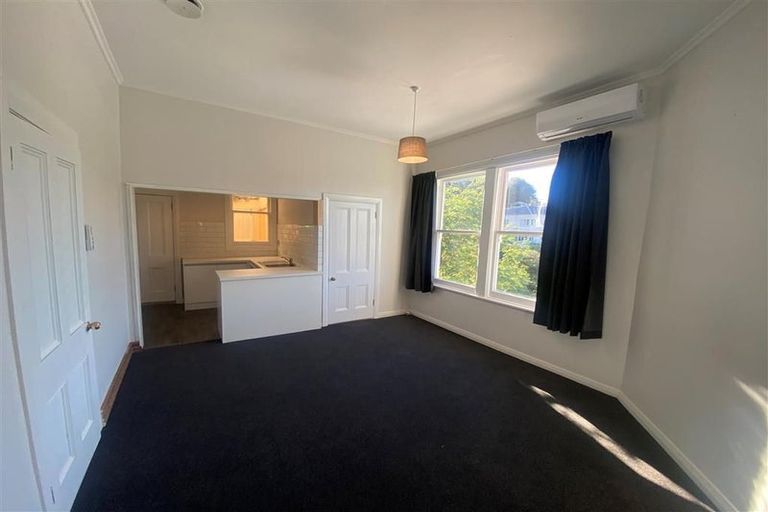 Photo of property in 37b Plunket Street, Kelburn, Wellington, 6012