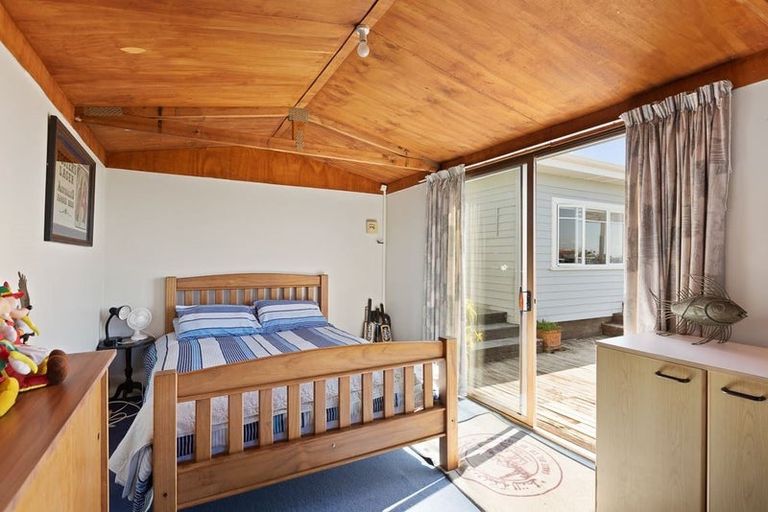 Photo of property in 11 Sea View Road, Leigh, Warkworth, 0985