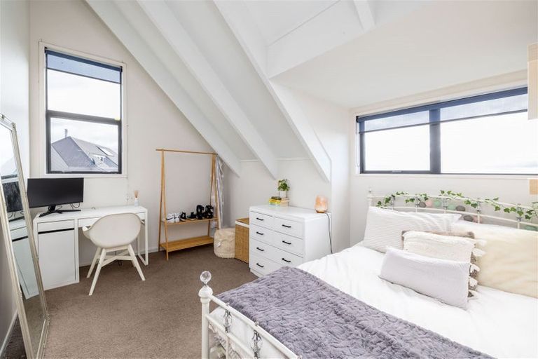 Photo of property in 68 Penruddock Rise, Westmorland, Christchurch, 8025