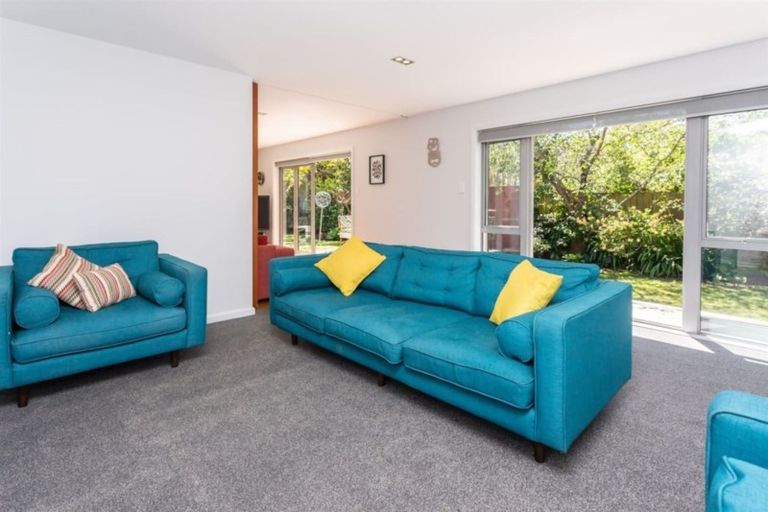 Photo of property in 43 Norwood Street, Beckenham, Christchurch, 8023
