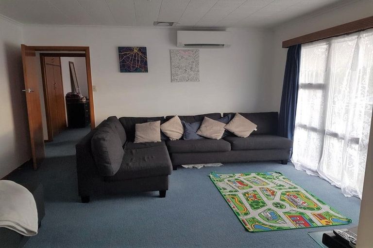 Photo of property in 8 Sutton Road, Drury, 2113