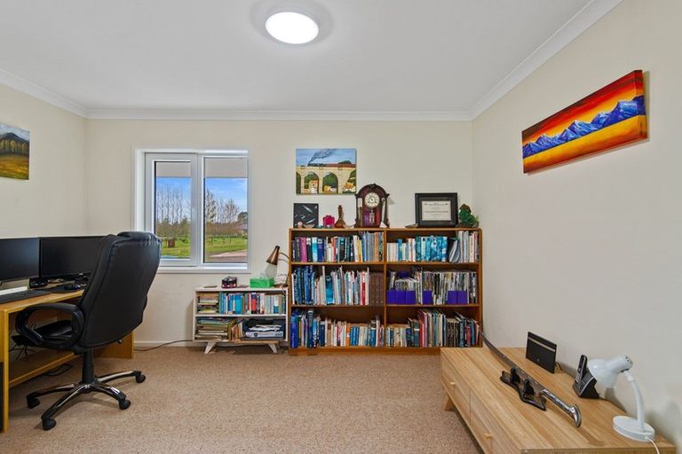 Photo of property in 120 Davis Road, Cust, Rangiora, 7471