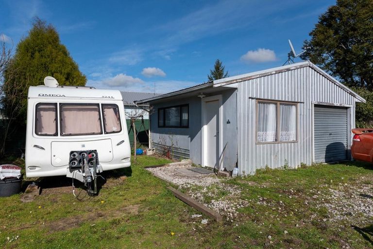 Photo of property in 298 Malfroy Road, Pomare, Rotorua, 3015