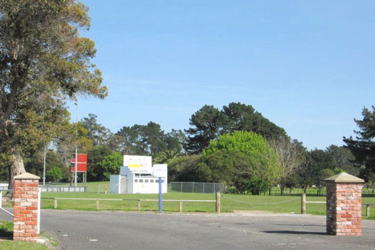 Photo of property in Orange Grove Flats, 36/549 Childers Road, Te Hapara, Gisborne, 4010