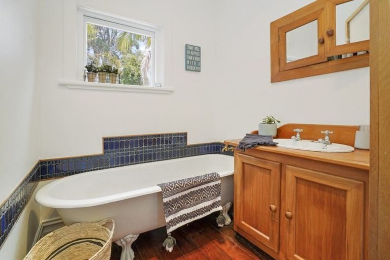 Photo of property in 83 Rimu Street, Maeroa, Hamilton, 3200