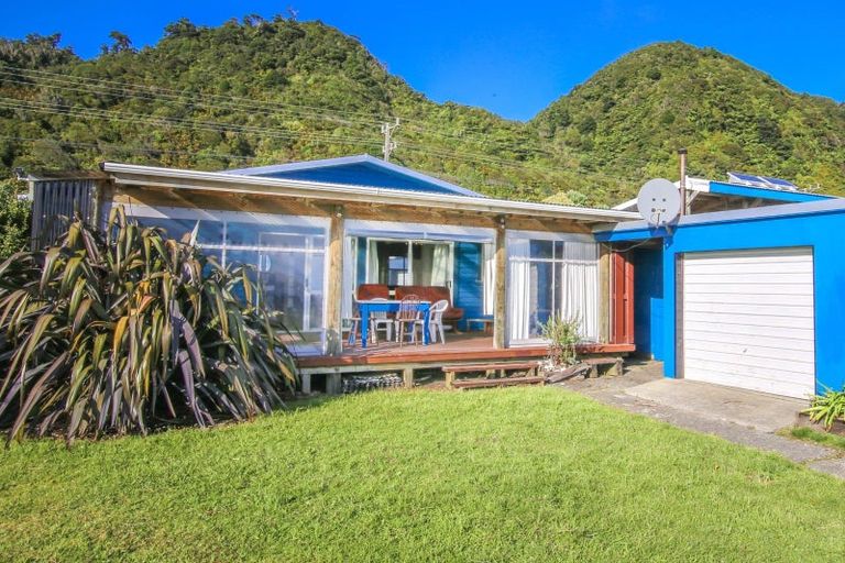 Photo of property in 158 Torea Street, Granity, 7823