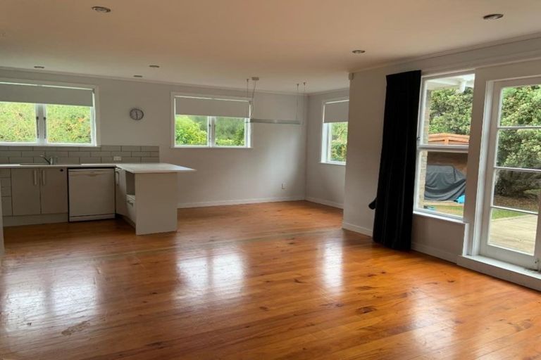 Photo of property in 15 Taotahi Walk, Ruakaka, 0116