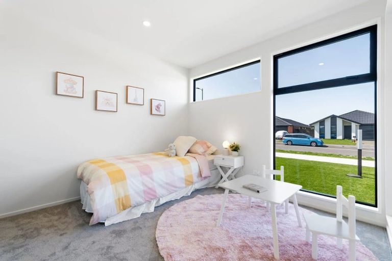 Photo of property in 15 Mcgarry Drive, Kaiapoi, 7630