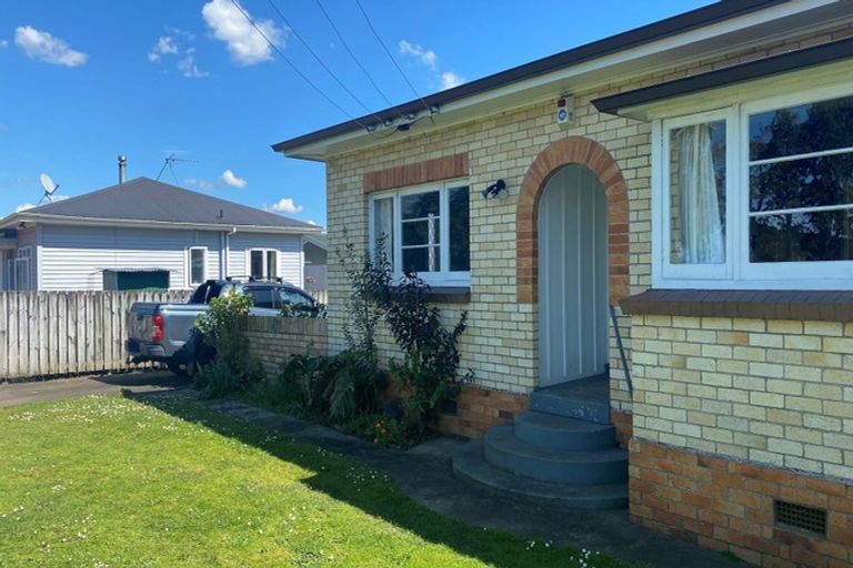 Photo of property in 82 George Street, Tuakau, 2121