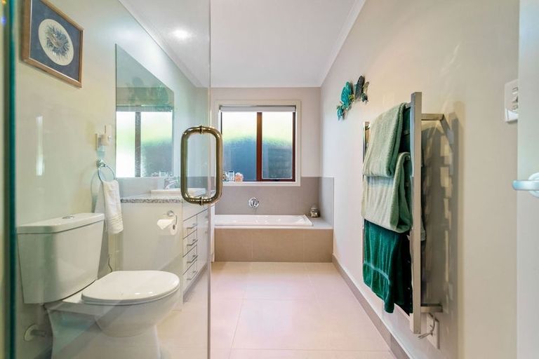 Photo of property in 9 Seafort Lane, Silverdale, 0932