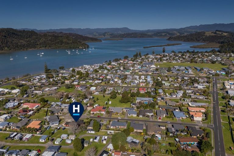 Photo of property in 13 Cobham Lane, Whitianga, 3510