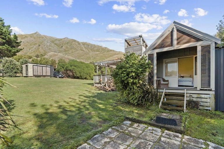 Photo of property in 645a Te Awaiti Road, Te Awaiti, Martinborough, 5782