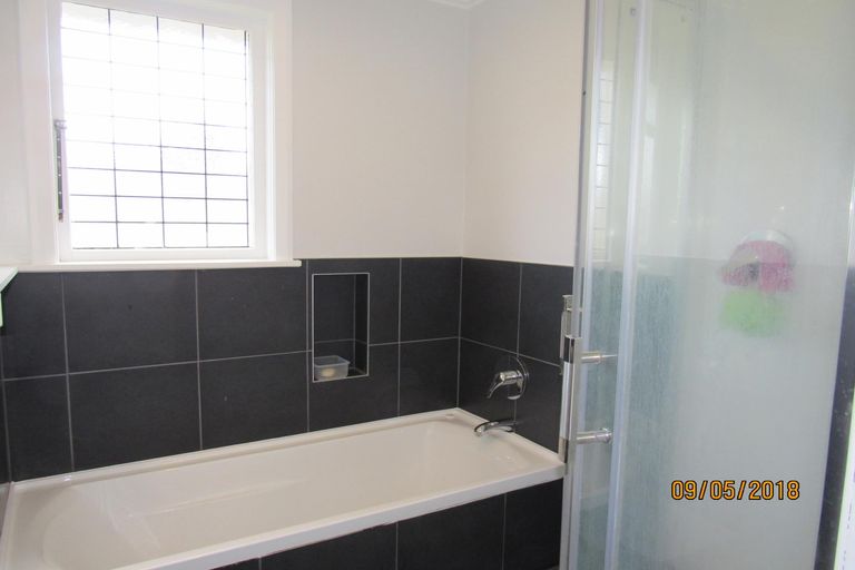 Photo of property in 18 Emere Place, Meremere, Mercer, 2474