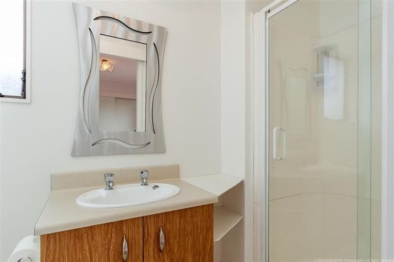 Photo of property in 63 Hassan Drive, Massey, Auckland, 0614