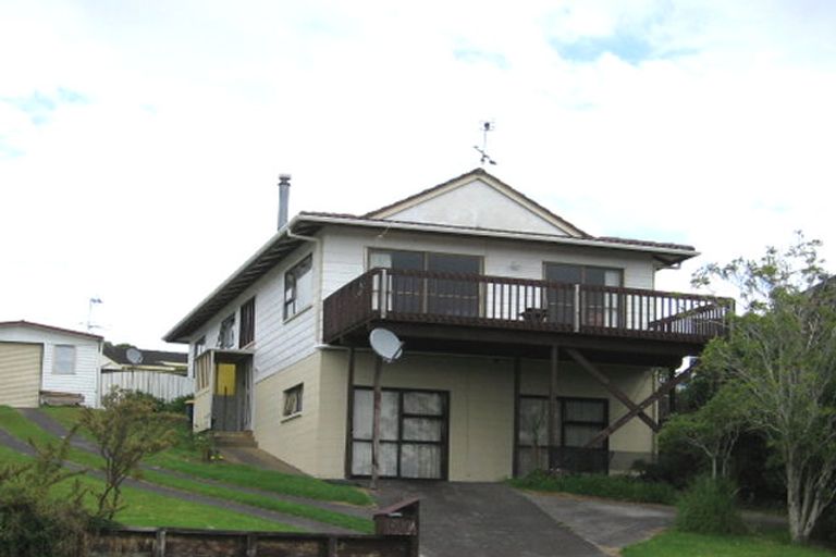 Photo of property in 29 Widmore Drive, Massey, Auckland, 0614