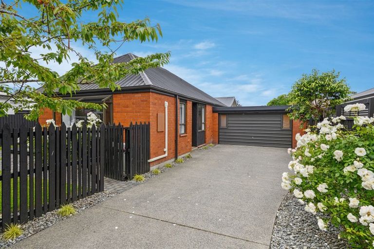 Photo of property in 40a Jeffreys Road, Fendalton, Christchurch, 8052
