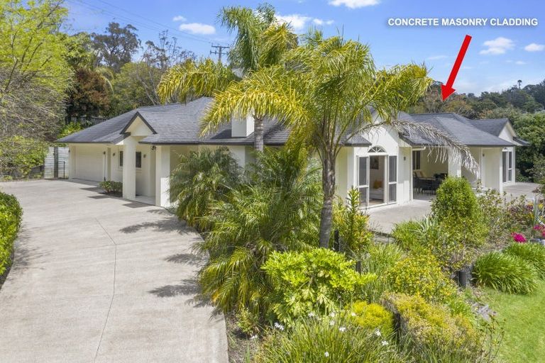 Photo of property in 7 Hobbs Road, Matakatia, Whangaparaoa, 0930