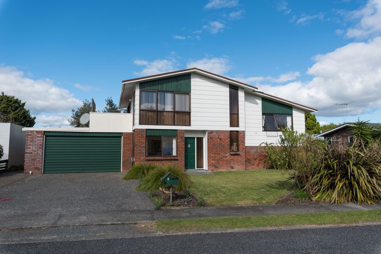 Photo of property in 9 Mako Lane, Paihia, 0200