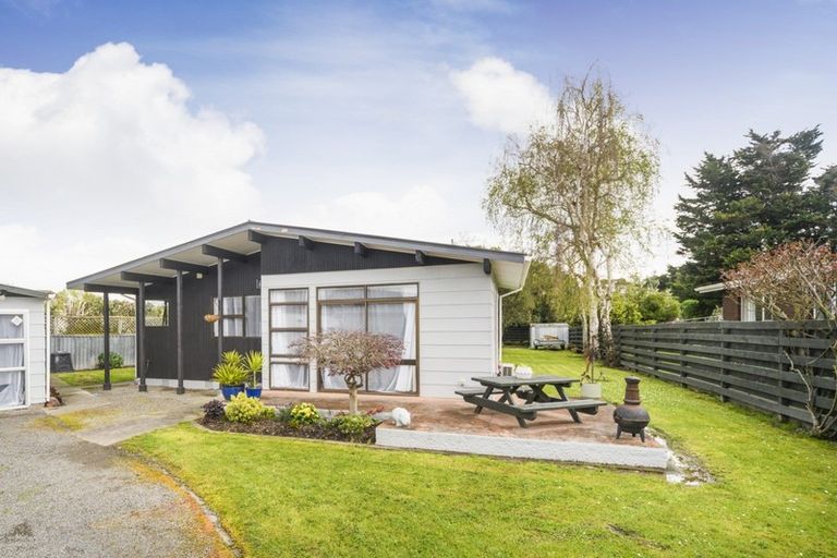 Photo of property in 4 Spilman Place, Awapuni, Palmerston North, 4412