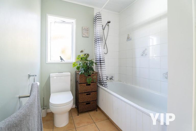 Photo of property in 40b Wingfield Place, Churton Park, Wellington, 6037