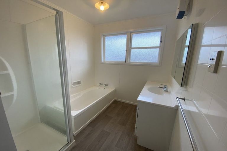 Photo of property in 14 Nimon Street, Havelock North, 4130