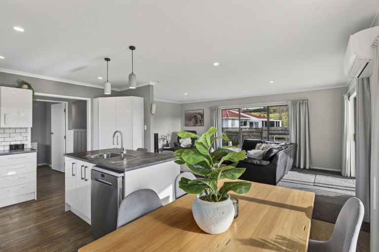 Photo of property in 72c Parris Street, Waitara, 4320