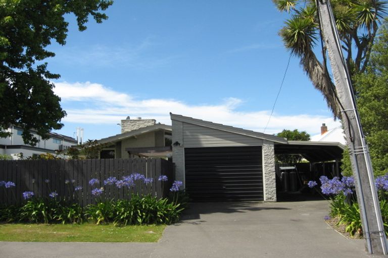 Photo of property in 1/18a Queens Avenue, Merivale, Christchurch, 8014
