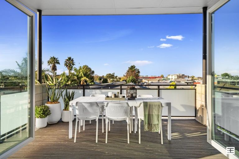 Photo of property in 118 Edgecumbe Road, Tauranga South, Tauranga, 3112