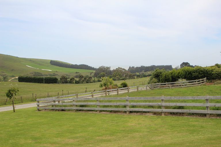 Photo of property in 4/102 Beach Road, Awamoa, Oamaru, 9495