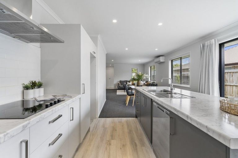 Photo of property in 110 Whakaturou Crescent, Pyes Pa, Tauranga, 3112