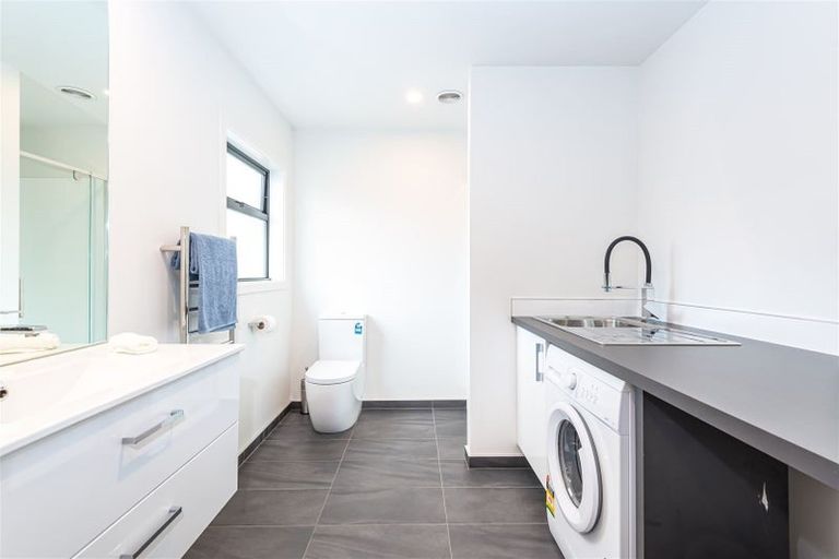 Photo of property in 5/71b Main Road, Redcliffs, Christchurch, 8081